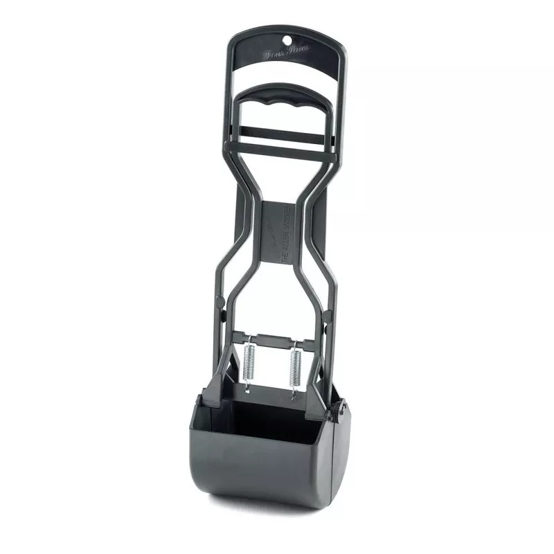 four-paws-spring-action-scooper-small-dogs Four Paws Spring Action Scooper For Small Dogs