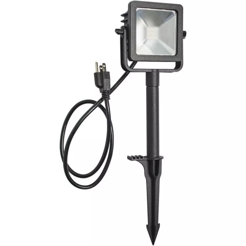 Line Voltage Black Outdoor Integrated LED Landscape Flood Light